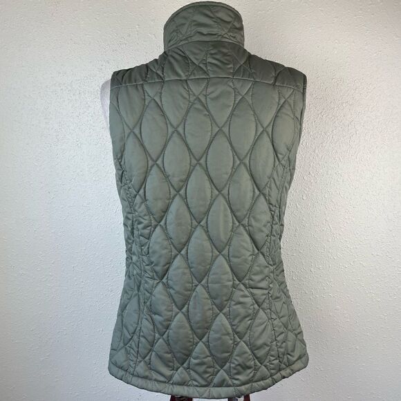 Eddie Bauer Sage Green Quilted Vest Size M EUC - Picture 5 of 7